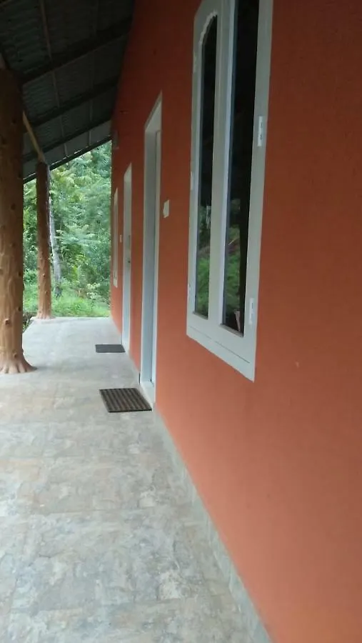 Nesta Holidays Apartamento Vagamon Habitación en casa particular